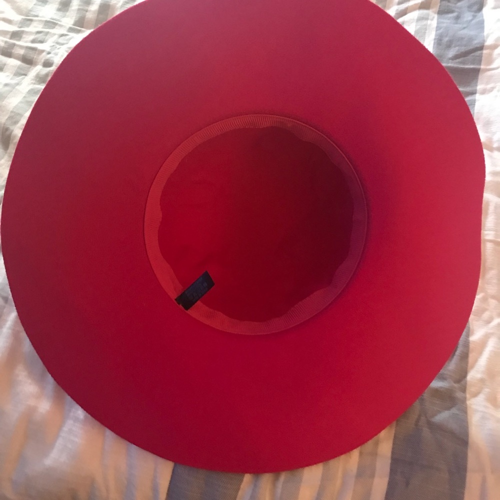 Pink hat - Picture 2 of 3